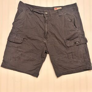 Wrangler Men's Dark Gray Cargo Shorts